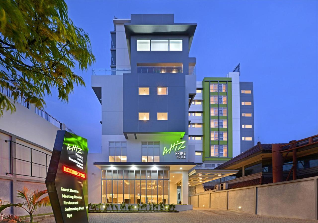 Whiz Prime Hotel Basuki Rahmat Malang Luaran gambar